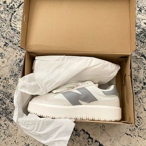 CT302 New Balances White Grey